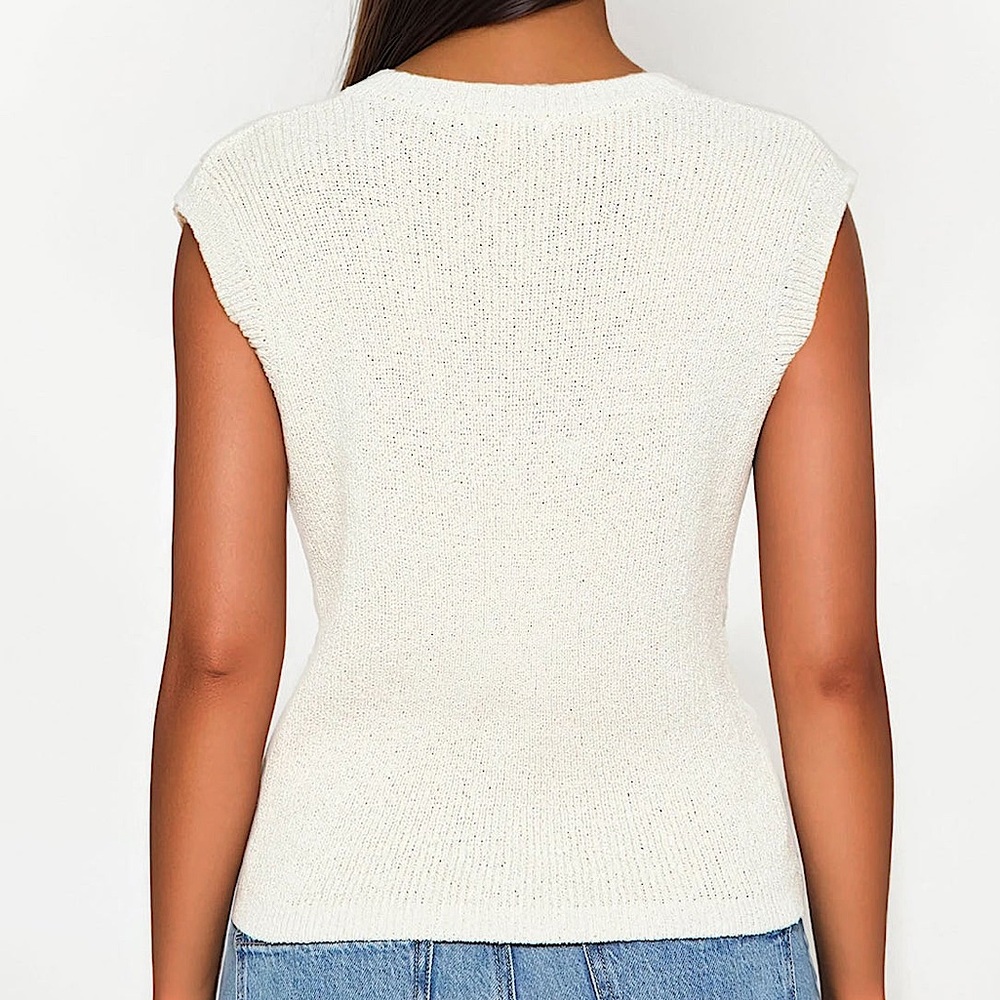 🍨🍦NWT Cream Button-Up Sweater Vest Sz XL🍦🍨 - Picture 3 of 3